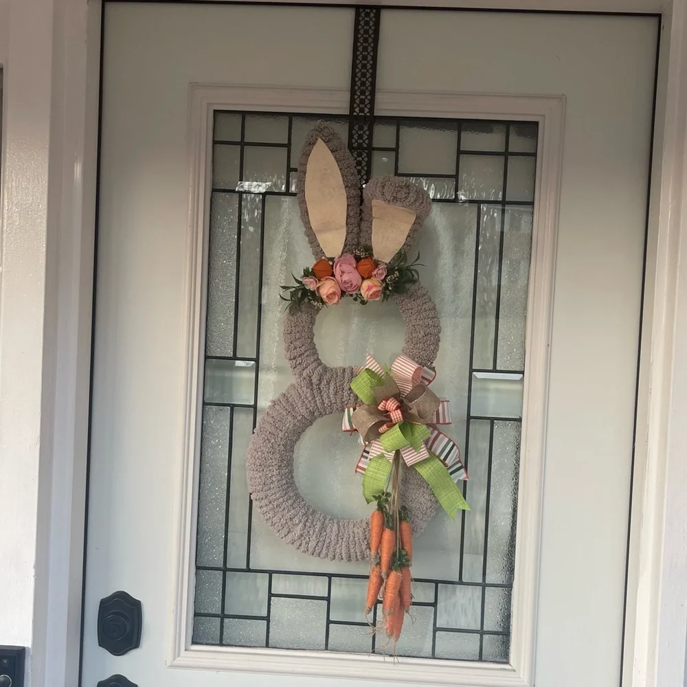 NWT Easter Bunny Wreath for Front Door